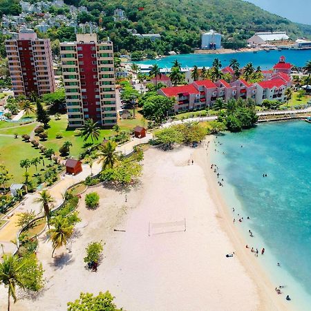 Beach PentHouse A25 Sandcastles Ocho Rios Exterior foto