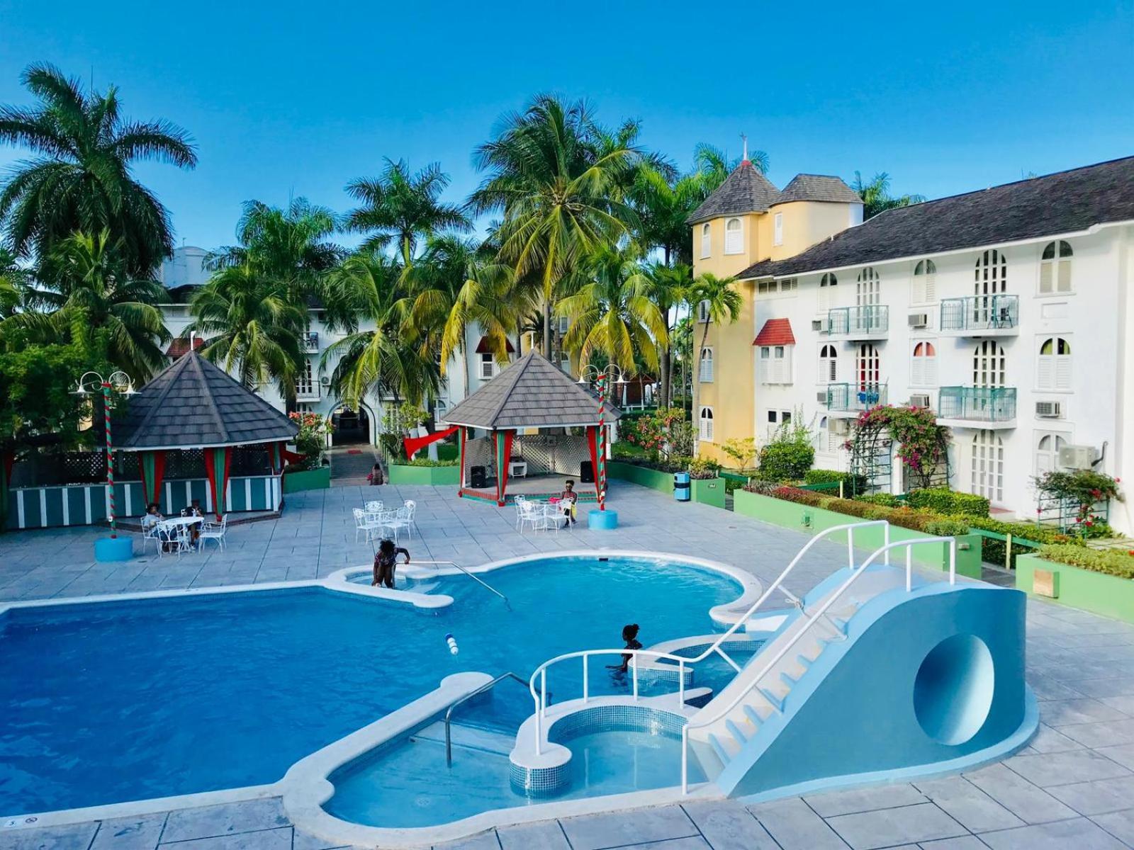 Beach PentHouse A25 Sandcastles Ocho Rios Exterior foto
